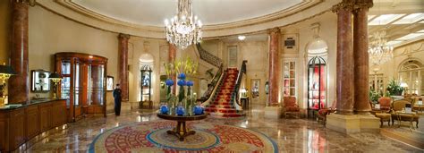 ritz paris lobby.